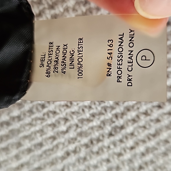 Classic Calvin Klein dress - Picture 6 of 6